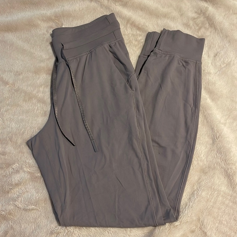 High waisted dusty purple/lavender joggers
